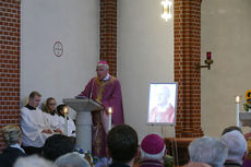 Pontifikalrequiem und Beisetzung von Weihbischof em. Johannes Kapp (Foto: Karl-Franz Thiede)